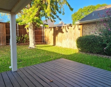 2107 Rose Cliff Lane - Photo Thumbnail 31