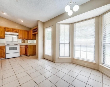 304 Mack Drive - Photo Thumbnail 15
