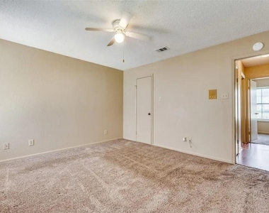 304 Mack Drive - Photo Thumbnail 14