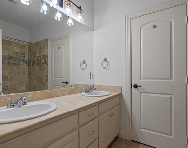 5801 Hillcrest Avenue - Photo Thumbnail 10