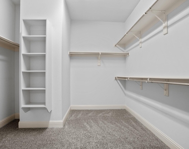 5801 Hillcrest Avenue - Photo Thumbnail 8