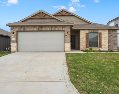 7445 Garden Glen Drive - Photo Thumbnail 1