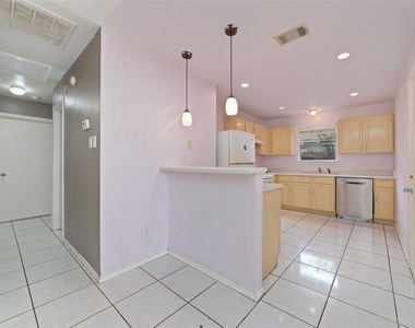 3306 Garrison Court - Photo Thumbnail 9