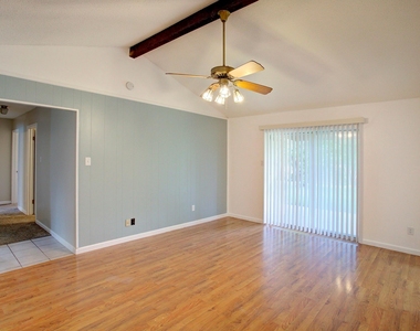 6470 Westrock Drive - Photo Thumbnail 5