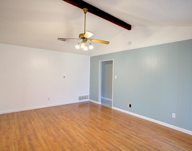 6470 Westrock Drive - Photo Thumbnail 6