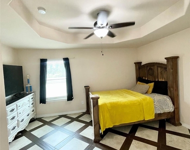 1581 County Road 1079 - Photo Thumbnail 12