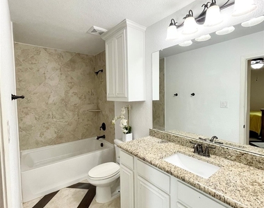 1581 County Road 1079 - Photo Thumbnail 10