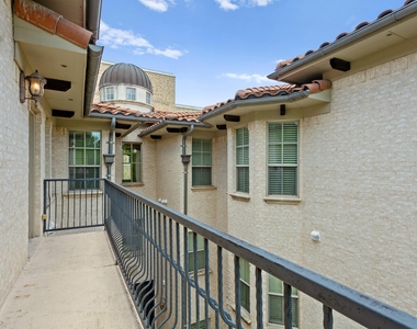 5801 Hillcrest Avenue - Photo Thumbnail 12