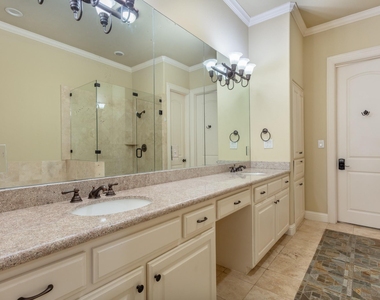 5801 Hillcrest Avenue - Photo Thumbnail 6