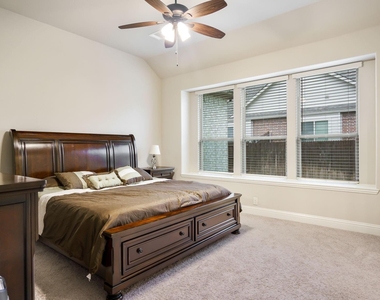 2613 Turning Leaf Lane - Photo Thumbnail 13