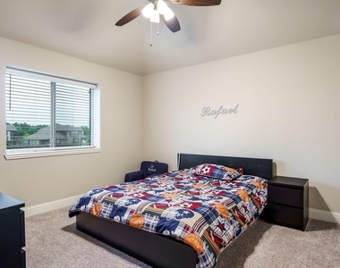 2613 Turning Leaf Lane - Photo Thumbnail 19