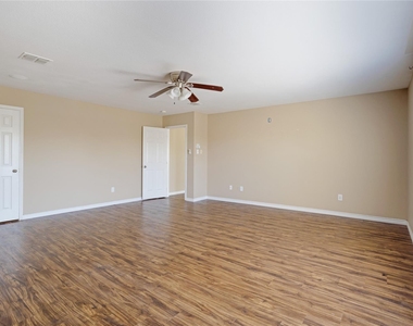 1921 Southridge Lane - Photo Thumbnail 22