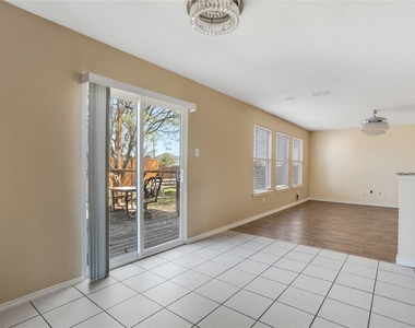 1921 Southridge Lane - Photo Thumbnail 17
