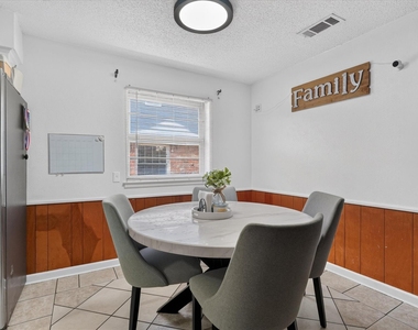 10014 Mesita Drive - Photo Thumbnail 10