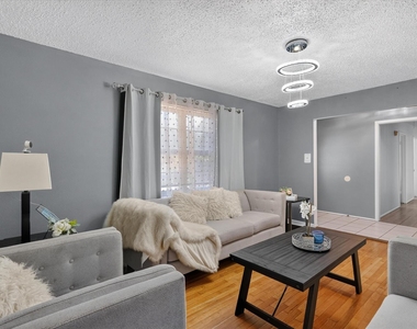 10014 Mesita Drive - Photo Thumbnail 6