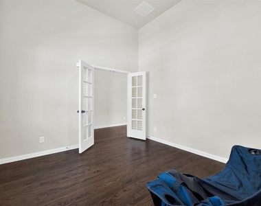 10821 Patton Drive - Photo Thumbnail 1