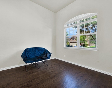 10821 Patton Drive - Photo Thumbnail 2