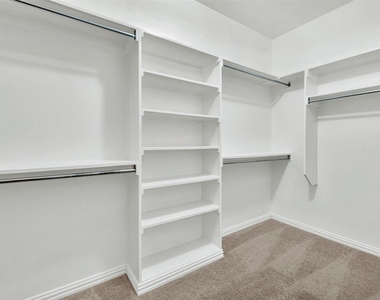 10821 Patton Drive - Photo Thumbnail 17