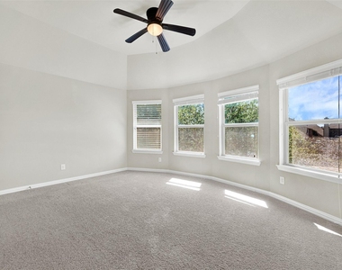 10821 Patton Drive - Photo Thumbnail 13
