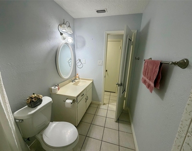 608 Coronado Drive - Photo Thumbnail 16