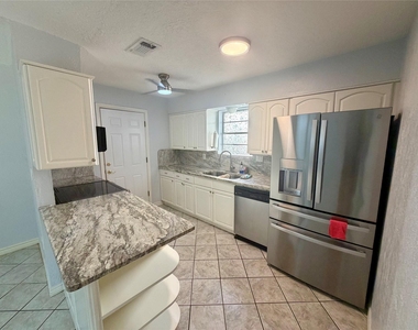 608 Coronado Drive - Photo Thumbnail 5