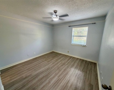 608 Coronado Drive - Photo Thumbnail 12