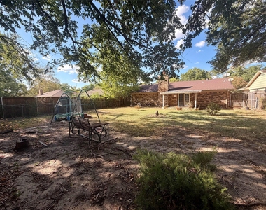 608 Coronado Drive - Photo Thumbnail 22