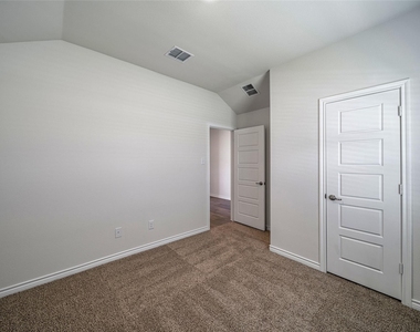 2059 Ketchum Lane - Photo Thumbnail 15