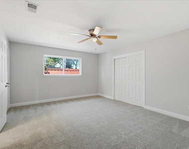 2625 Ramblewood Drive - Photo Thumbnail 29