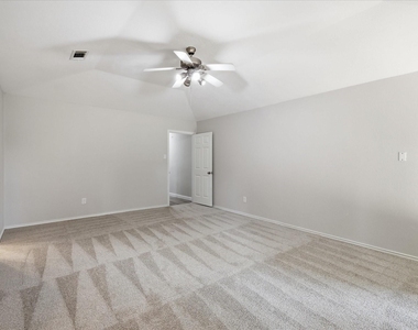 2625 Ramblewood Drive - Photo Thumbnail 20