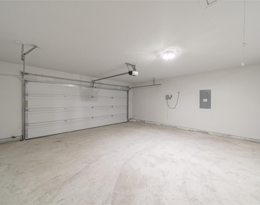 2044 Hearn Drive - Photo Thumbnail 33