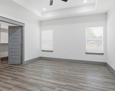 1013 Duff Court - Photo Thumbnail 19
