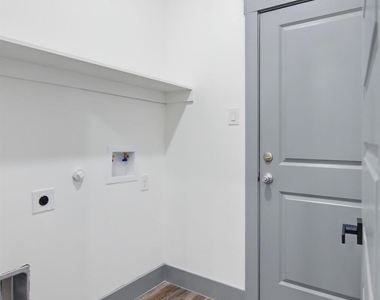 1013 Duff Court - Photo Thumbnail 18