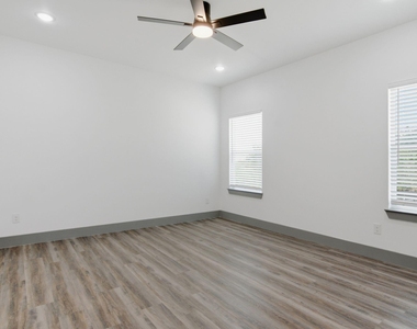 1013 Duff Court - Photo Thumbnail 31