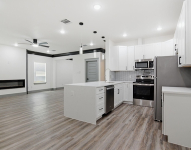 1013 Duff Court - Photo Thumbnail 16