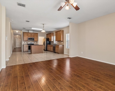 11637 Snyder Drive - Photo Thumbnail 8
