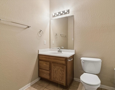 11637 Snyder Drive - Photo Thumbnail 16