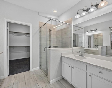 1814 Cedar Orchid Way - Photo Thumbnail 12