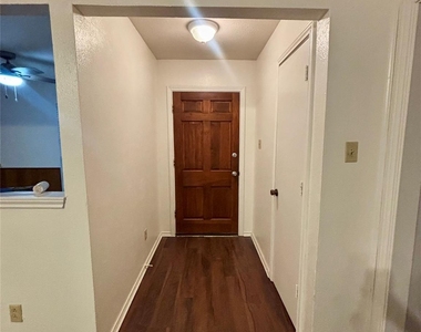 4205 Osage Drive - Photo Thumbnail 3