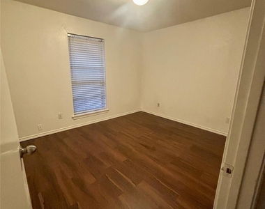 4205 Osage Drive - Photo Thumbnail 14