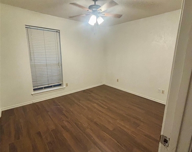 4205 Osage Drive - Photo Thumbnail 15