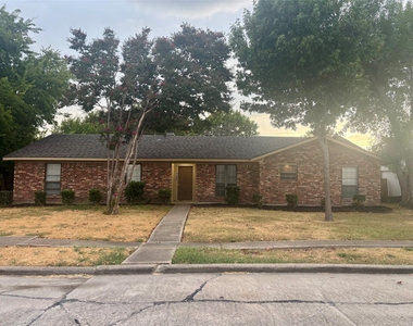 4205 Osage Drive - Photo Thumbnail 1