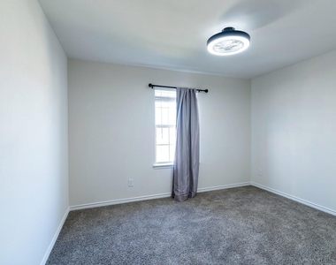 13412 Dos Aguas Drive - Photo Thumbnail 21