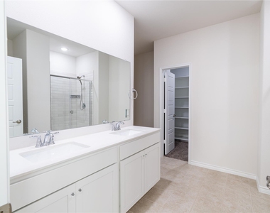 13412 Dos Aguas Drive - Photo Thumbnail 8