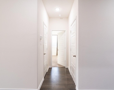 13412 Dos Aguas Drive - Photo Thumbnail 12