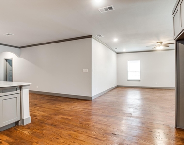 3601 Henry Street - Photo Thumbnail 7