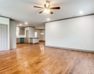 3601 Henry Street - Photo Thumbnail 8