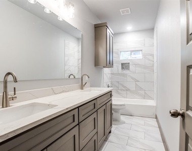 3601 Henry Street - Photo Thumbnail 17