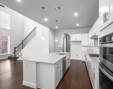 17848 Bottlebrush Drive - Photo Thumbnail 8
