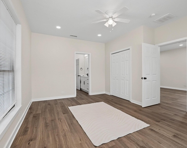 1320 W Morton Street - Photo Thumbnail 24
